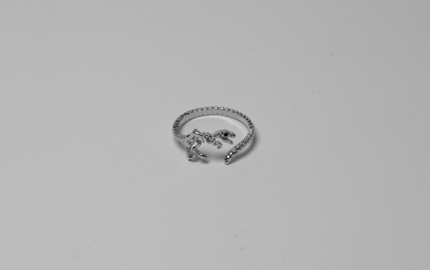 Ring dino